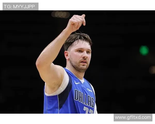 东契奇狂砍73分刷新现役得分纪录独行侠力克太阳终结对手11连胜